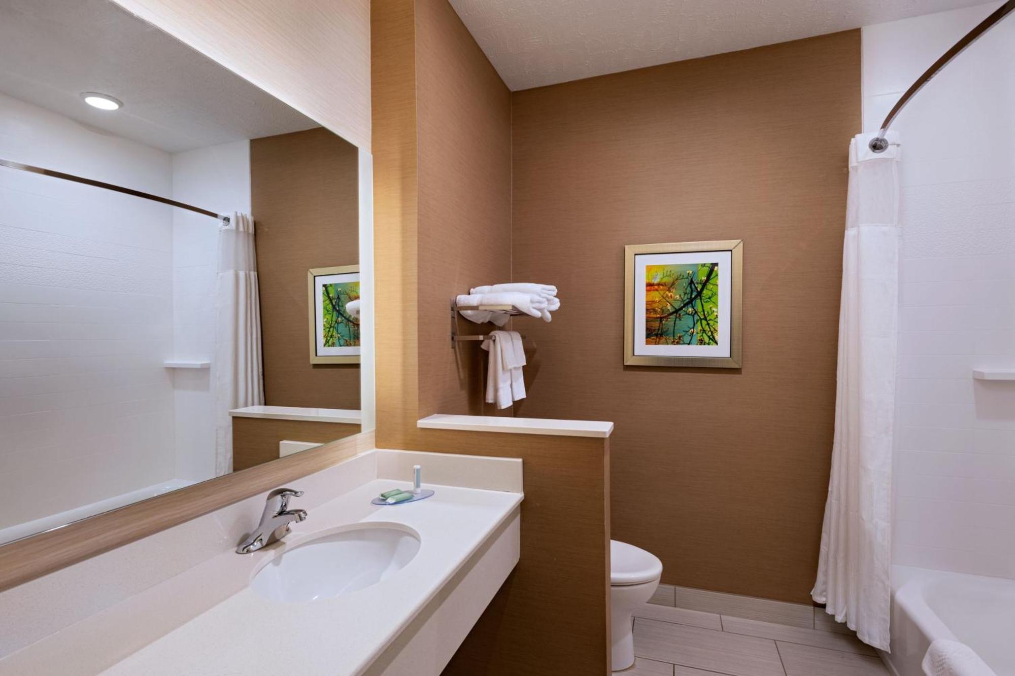 Fairfield Inn & Suites By Marriott Lincoln Airport Zewnętrze zdjęcie