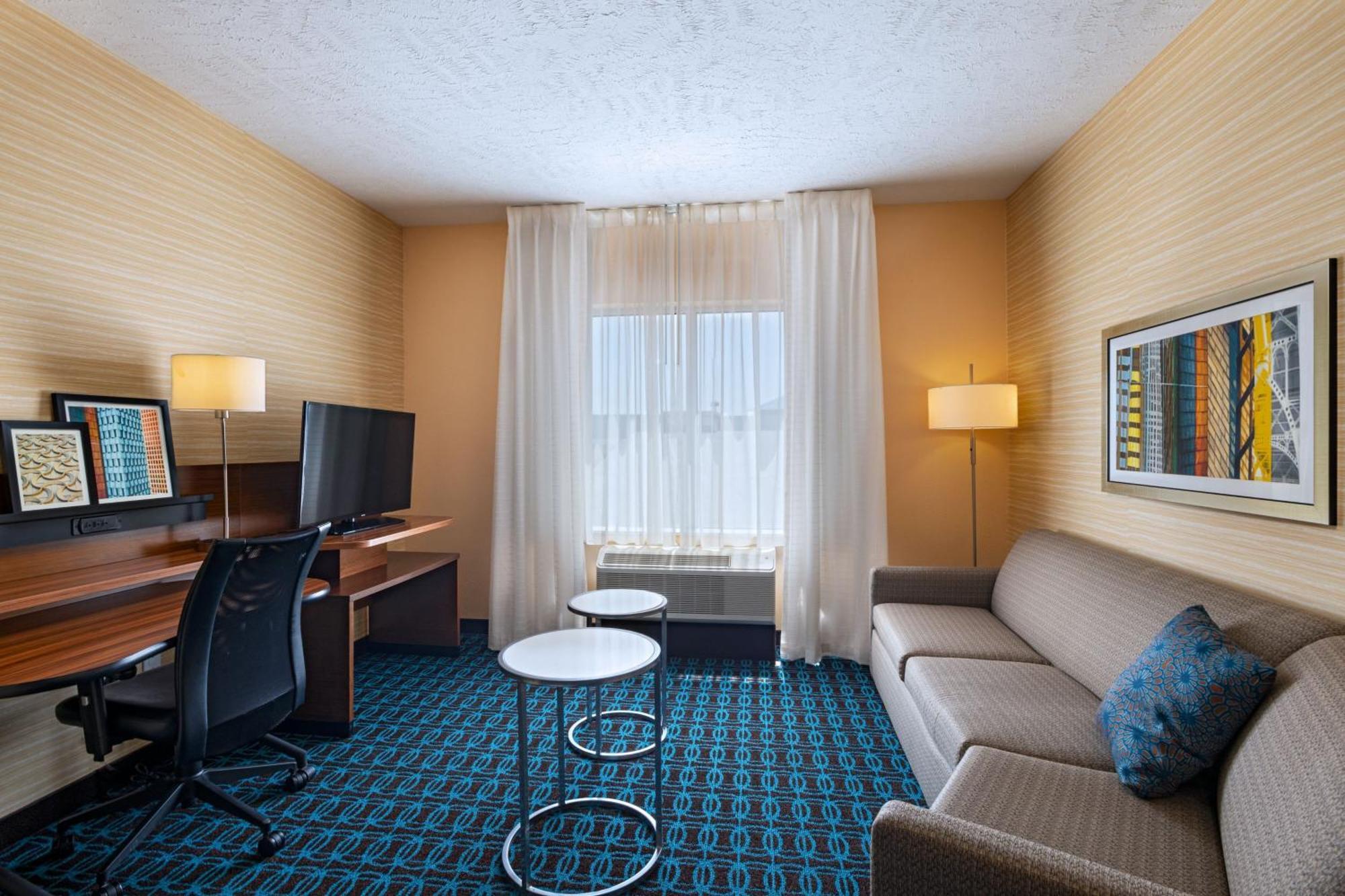 Fairfield Inn & Suites By Marriott Lincoln Airport Zewnętrze zdjęcie